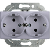 Karre Plus-Arkedia Silver Two Gang Earthed Socket