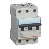 MCB TX³ 6000 - 3P - 400 V~ - 32 A - C curve - prong-type supply busbars