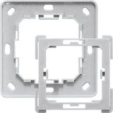 Mounting plate with mounting frame