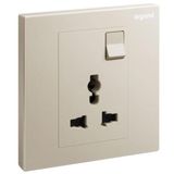 Galion - 1 gang Multistandard switched socket outlet - Champagne