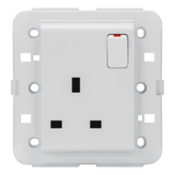 SWITCHED SOCKET-OUTLET - BRITISH STANDARD - 2P+E 13 A - WHITE - CHORUSMART