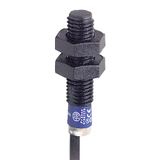 Inductive proximity sensors XS, inductive sensor XS4 M8, L33mm, PPS, Sn2.5 mm, 12...24 VDC, cable 2 m