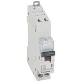 DX³6000 10kA automatic high inlet and low outlet U+N screw circuit breaker - 230V~ - 1A - curve C - 1 module