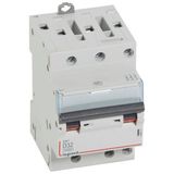 DX³6000 10kA high inlet and low outgoing screw circuit breaker 3P 400~ - 32A - D curve - for optimized HX³ comb