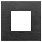 Plate 2M metal brushed black