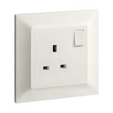 Belanko S 1 gang BS switched socket outlet - 13A - Ivory