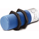 Proximity switch, capacitive, Sn=25mm, 1N/O, 3L, NPN, 10-30VDC, M30, insulated material, M12