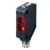 Photoelectric sensor, rectangular housing, red LED, retro-reflective,