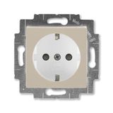 5520H-A03457 18 Socket outlet with earthing contacts, shuttered