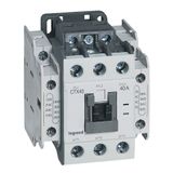 3-pole contactors CTX³ 40 - 40 A - 415 V~ - 2 NO + 2 NC - screw terminals