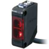 Photoelectric sensor, rectangular housing, red LED, retro-reflective,