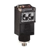 Allen-Bradley 42GRL-9000-5 PHOTOSWITCH Photoelectric Sensor, Standard (On / Off), Transmitted Beam, 10-30V DC, 5m 300V cable