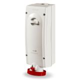 INTERLOCKED SOCKET 2P+E IP67 63A 9h