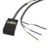 Proximity sensor, inductive, unshielded, 5mm, DC, 3-wire, PNP-NO, 10m