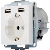 Earthed socket outlet with built-in USB