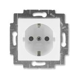 5520H-A03457 01 Socket outlet with earthing contacts, shuttered