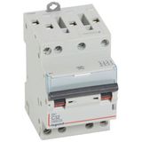 DX³6000 10kA high inlet and low outlet screw circuit breaker 4P 400V~ - 32A - curve C - for optimized HX³ comb