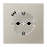 SCHUKO socket with USB type C