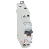 DX³10000 16kA high inlet and low outgoing screw circuit breaker U+N 230V~ - 2A - curve C - 1 module