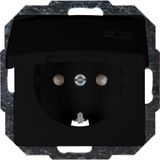Earthed socket outlet with hinged lid bl