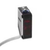 Photoelectric sensor, rectangular housing, red LED, retro-reflective,