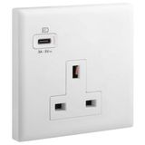 Eloe 1gang BS 13A unswitched socket + USB c