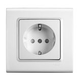 Linnera White Earthed Socket Child Protection