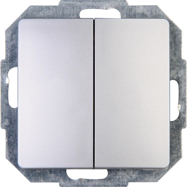 Series switch image 1