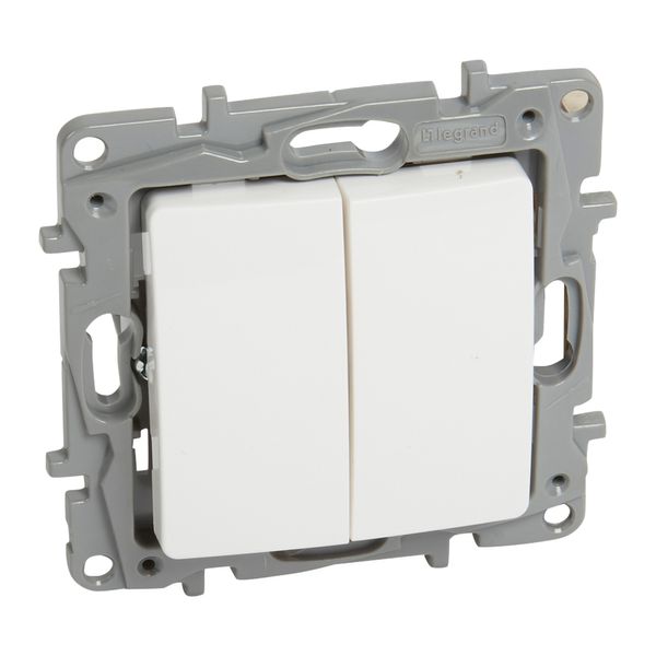 One-way switch Niloé - 2-gang + single live -10AX -250V~ -auto. terminals -white image 1