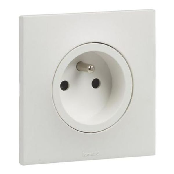 2P+E F/B socket with eclips Urbano screw terminals white finish image 1