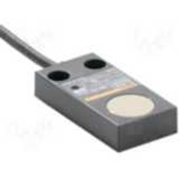 Proximity sensor, inductive, shielded, 5mm, DC, 3-wire, PNP-NO, 2m cab image 2