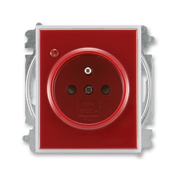 5599E-A02357 10 Socket outlet with earthing pin, shuttered, with surge protection image 2