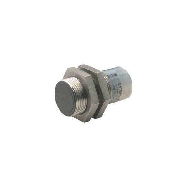 Proximity switch, E57 Premium+ Short-Series, 1 NC, 2-wire, 40 - 250 V AC, M18 x 1 mm, Sn= 5 mm, Flush, Stainless steel, Plug-in connection M12 x 1 image 1