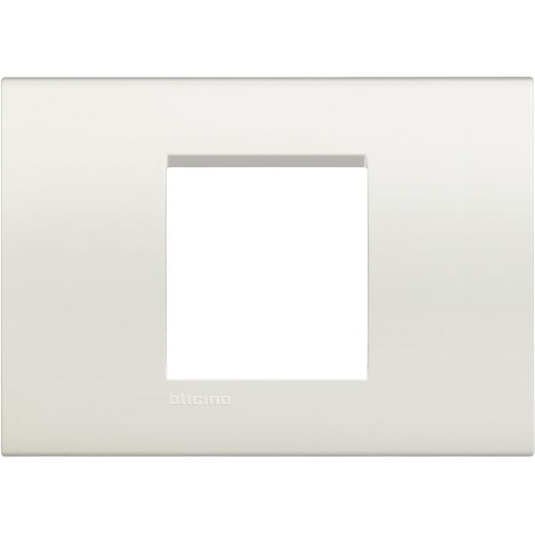 LL - cover plate 2M white image 2