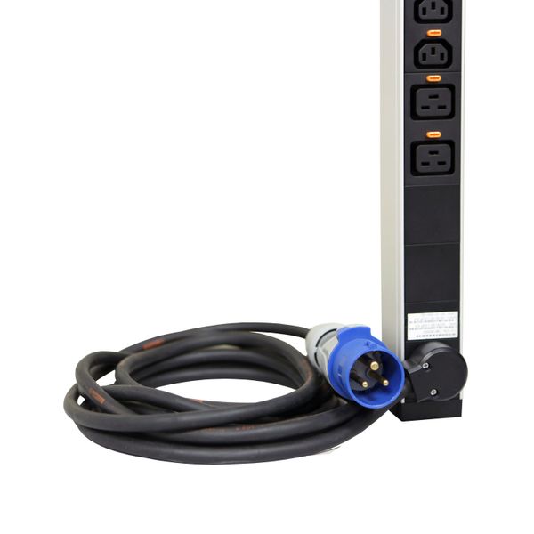PDU metered vertical 1 phase 32A with 36 x C13 + 6 x C19 outlets IEC60309 input image 13