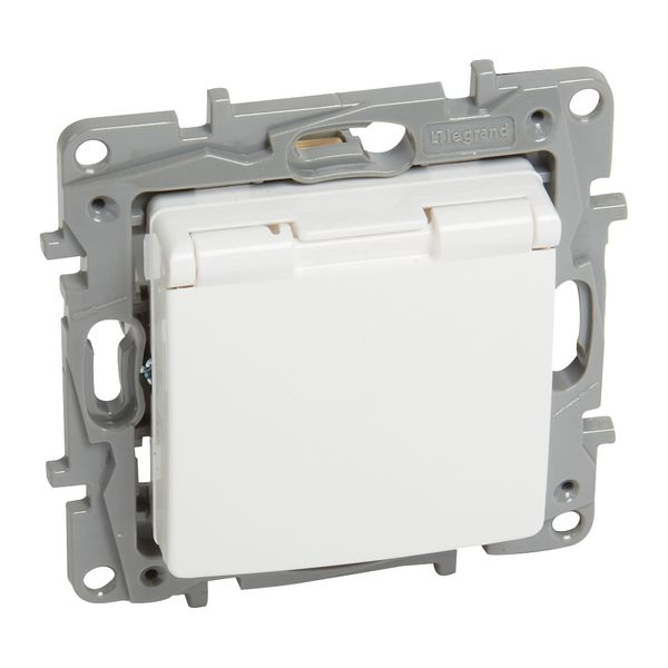 2P+E German std socket outlet Niloé -with shut. -flap cover -screw term. -white image 1