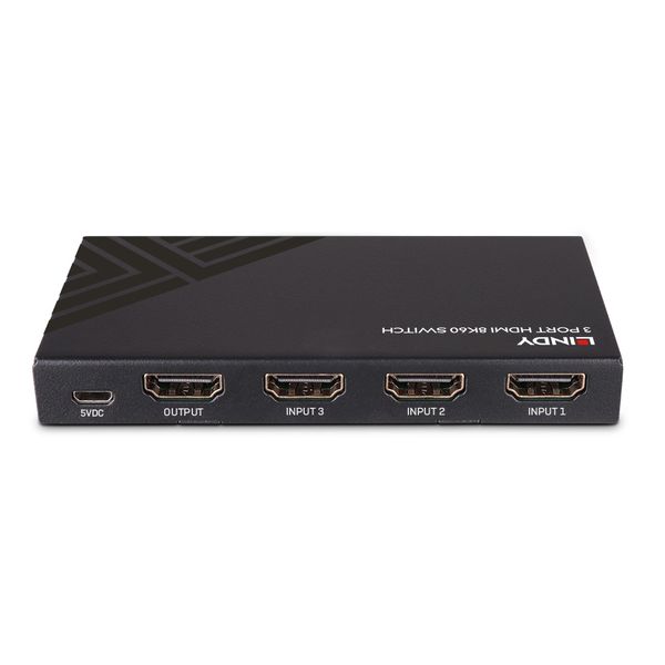 3 Port HDMI 8K60 Switch Switching between three 8K@60Hz source devices connected to a display image 2