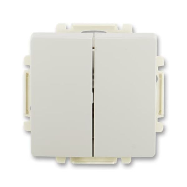 5592G-C02349 S1 Outlet with pin, overvoltage protection ; 5592G-C02349 S1 image 4