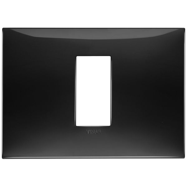 Plate 1centrM techn.black image 1