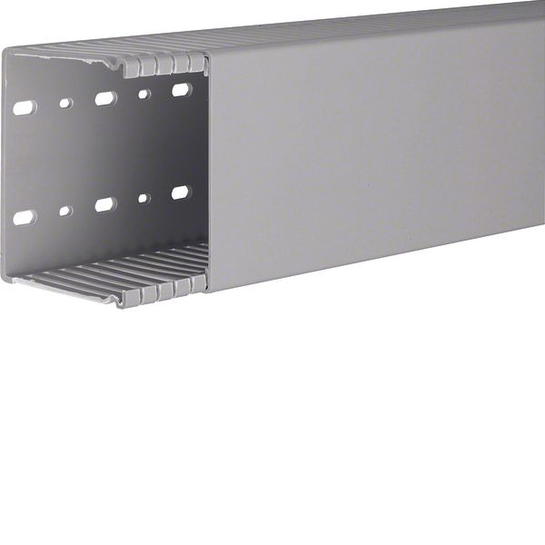 BA6 80100/0 Grey 7030 Trunking image 1