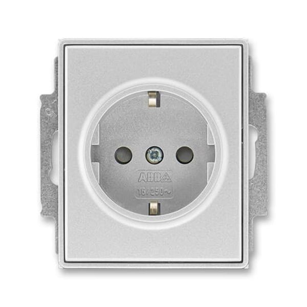 5518E-A03459 08 Socket outlet with earthing contacts, shuttered image 1