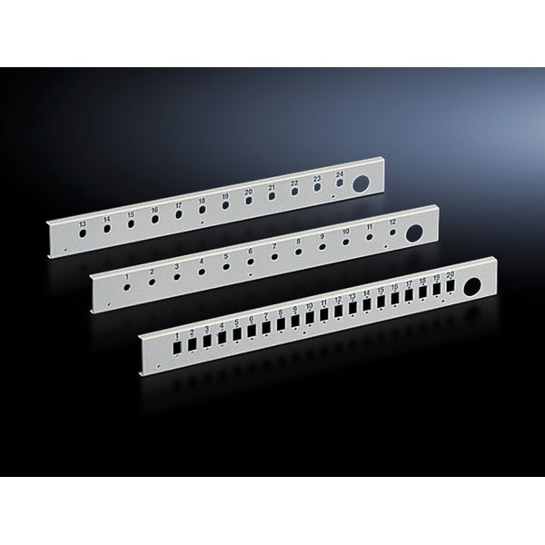 DK PATCH-PANEL 2HE ST RAL 7035 image 3