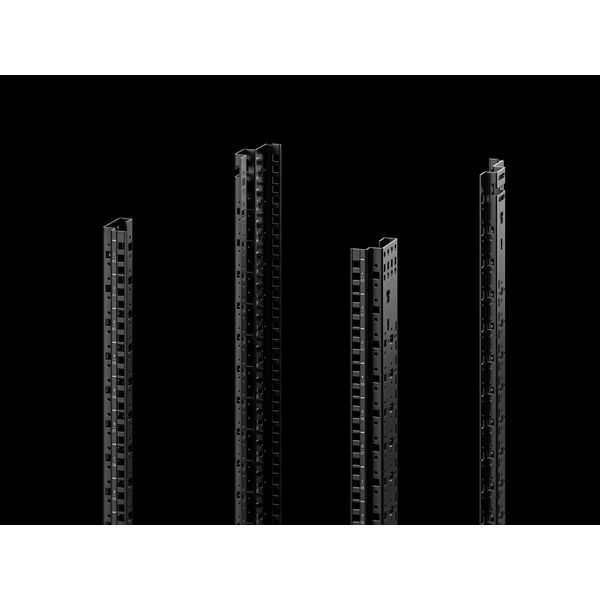 482.6 mm (19") mounting angles, standard, Mounting position: At the front, 38 U image 3