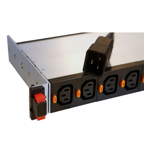 PDU metered 19 inches 1 phase 16A with 12 x C13 outlets and C20 input image 4