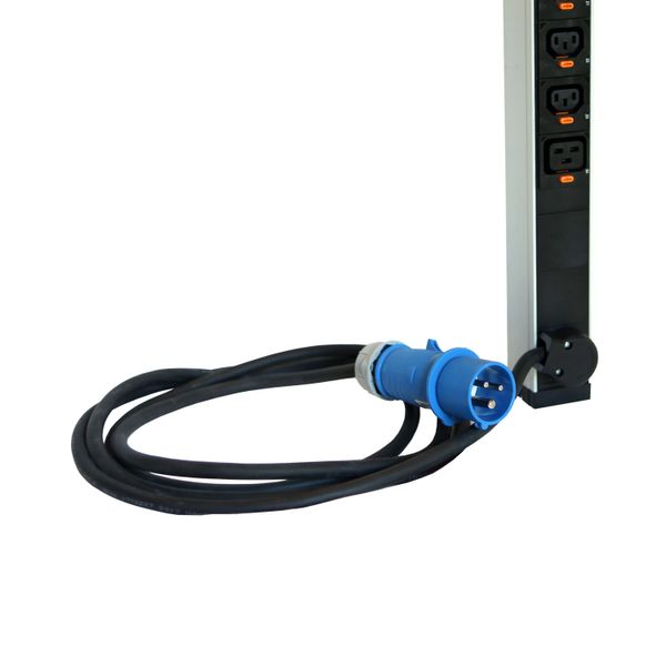 PDU switched vertical 1 phase 16A with 21 x C13 +3 x C19 outlets w C20 IEC60309 image 3