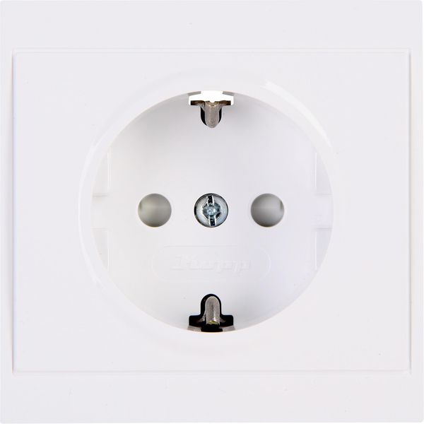 Earthed socket outlet with shutter image 1