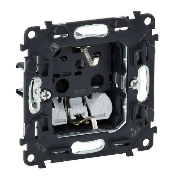 2P+E socket with shutters Valena In'Matic -auto. terminals -German std -16-250V~ image 1