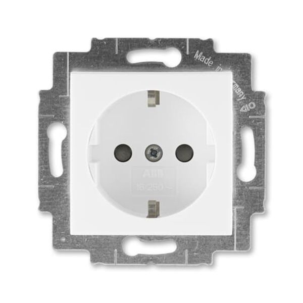 5520H-A03457 03 Socket outlet with earthing contacts, shuttered ; 5520H-A03457 03 image 1