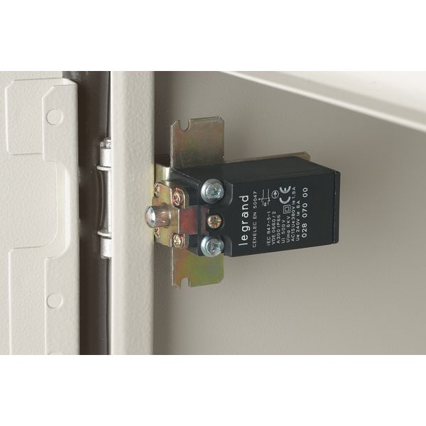 Door contact - for cabinets - 6 A - 250 V image 3