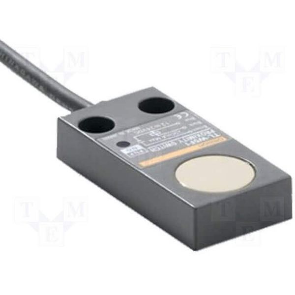 Proximity sensor, inductive, shielded, 5 mm, DC, 3-wire, PNP-NO, 5 m c image 1